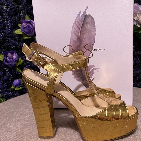 Jessica Simpson Gold wedge sandals Sz 10 preowned - Picture 3 of 5